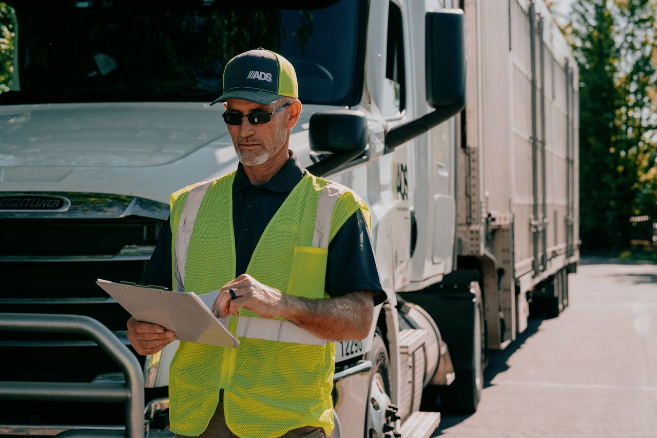 Truck Driver Delivery Site 7